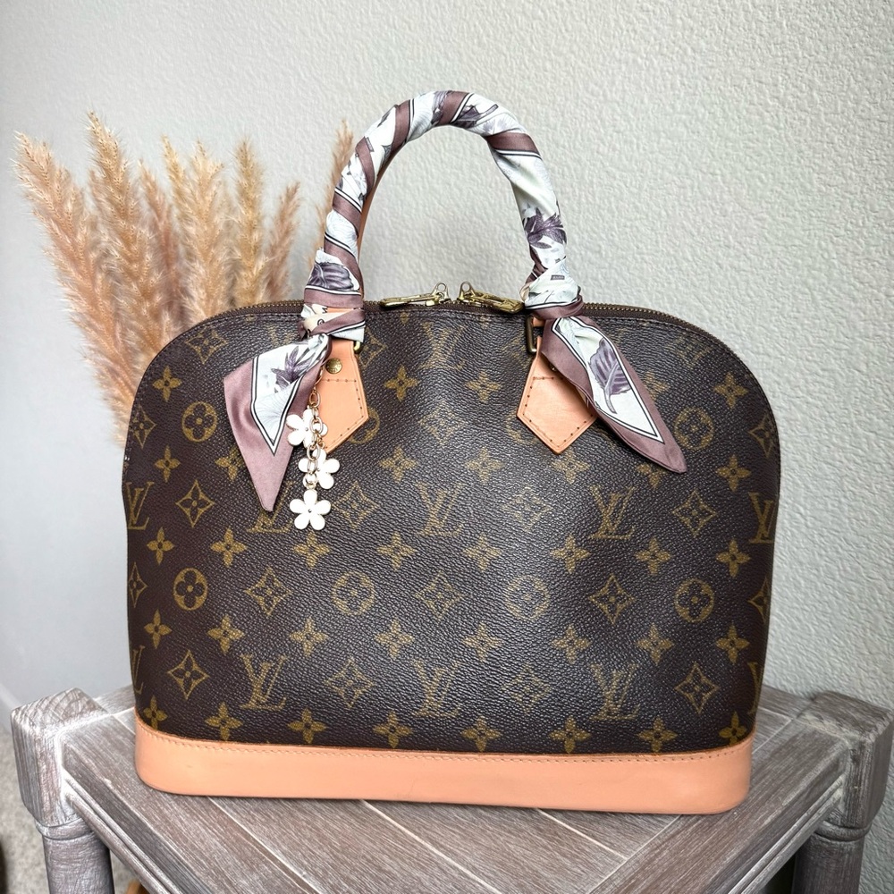 🍒AUTHENTIC Louis Vuitton Alma PM🍒